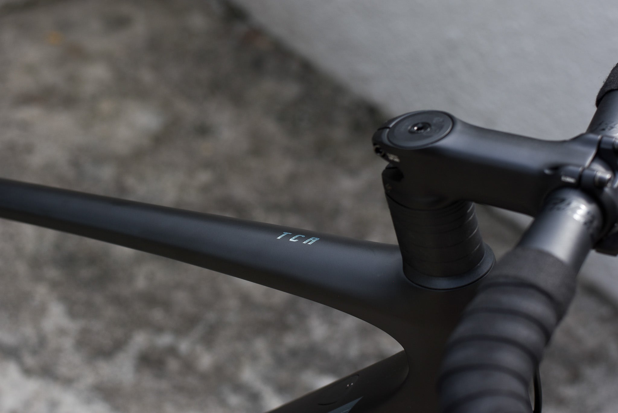 GIANT TCR ADVANCED PRO DISC (SRAM RIVAL AXS, SLR 2 50)