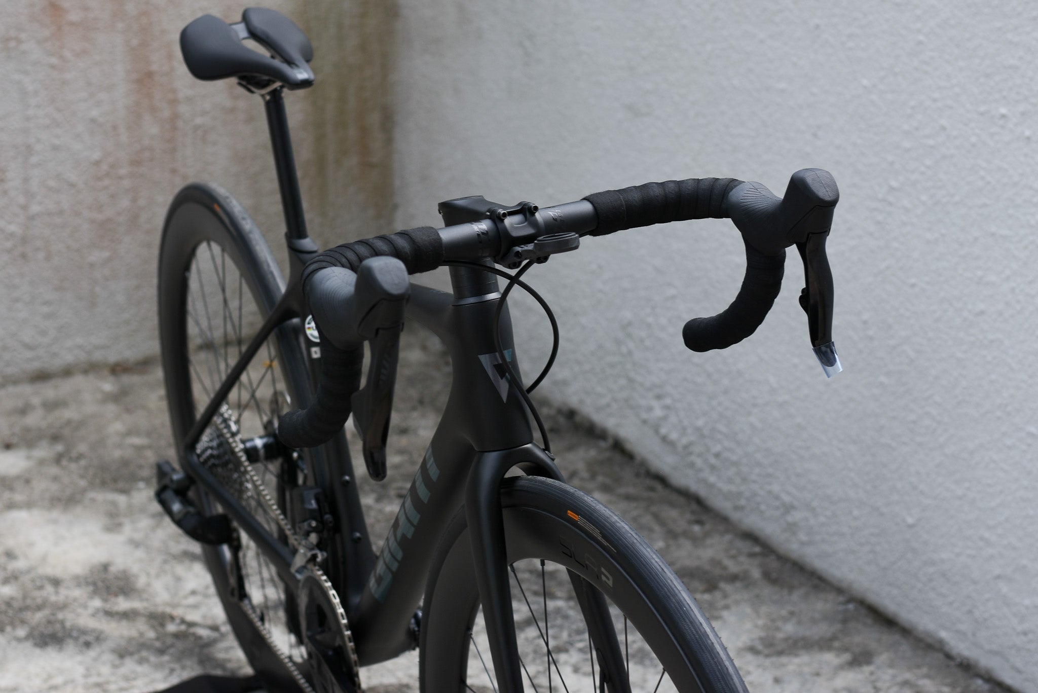 GIANT TCR ADVANCED PRO DISC (SRAM RIVAL AXS, SLR 2 50)