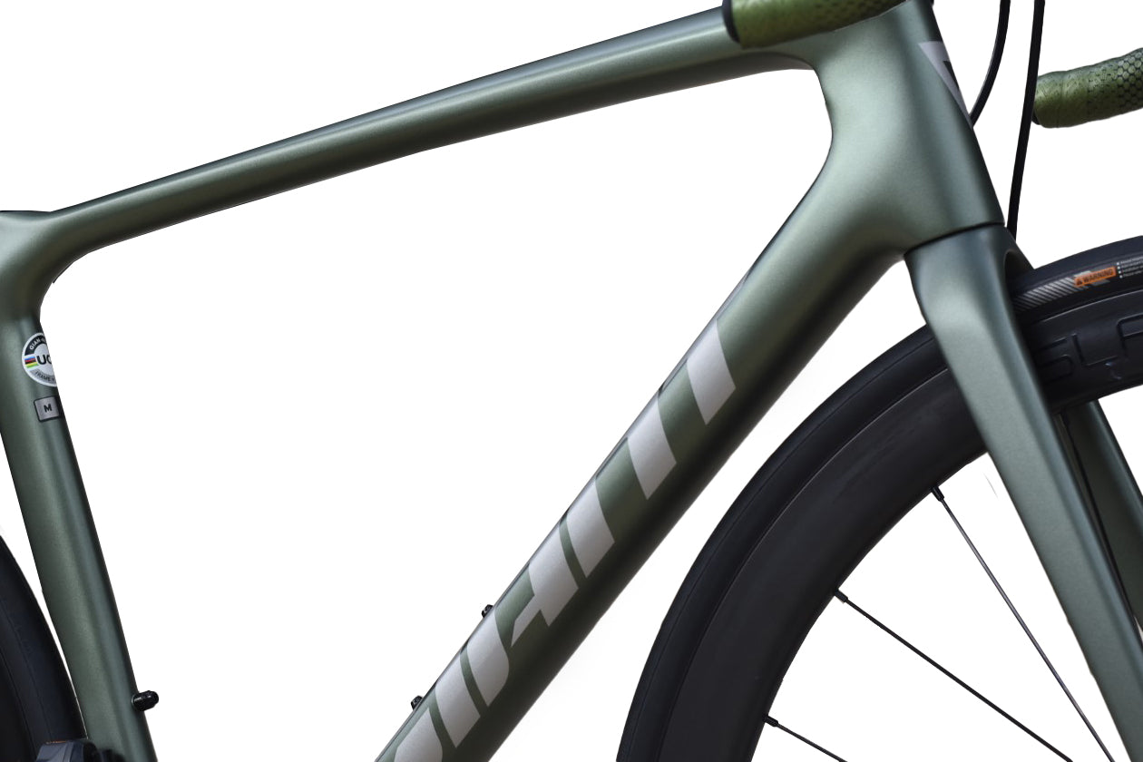 GIANT TCR ADVANCED PRO DISC (SRAM RIVAL AXS, SLR 2 50)
