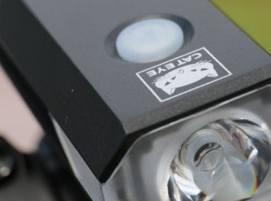 CATEYE AMPP500 USB RECHARGEABLE FRONT (HL-EL085RC)