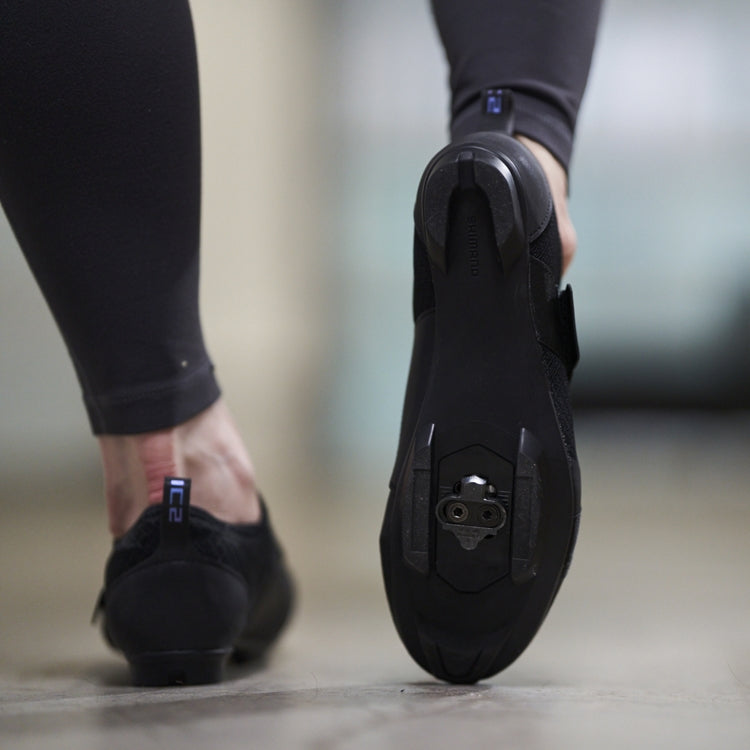 Shimano IC200 Shoes | Tay Junction